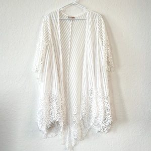 Gianni Bini Boho Lace Kimono Size Medium